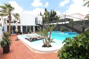 Villa Luxury for sale in Puerto del Carmen, Tías, Lanzarote. 