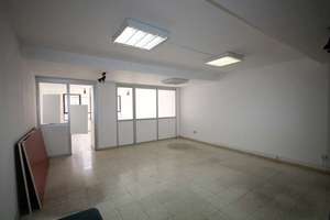 Oficina venta en Arrecife, Lanzarote. 