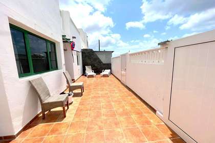 Duplex for sale in Güime, San Bartolomé, Lanzarote. 