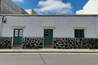 Domy na prodej v San Bartolomé, Lanzarote. 
