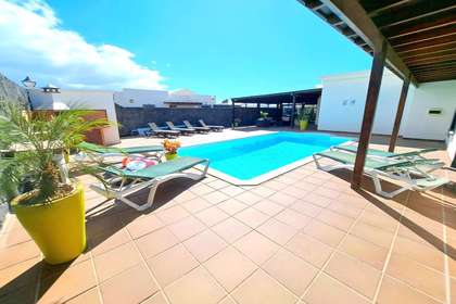 Villa zu verkaufen in Playa Blanca, Yaiza, Lanzarote. 