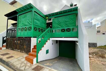 Haus zu verkaufen in Famara, Teguise, Lanzarote. 