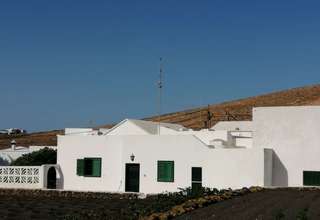House for sale in Los Valles, Teguise, Lanzarote. 