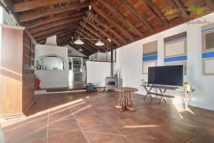 Chalet for sale in Haría, Lanzarote. 