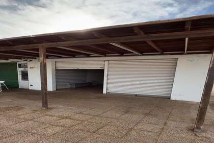 商业物业 进入 Costa Teguise, Lanzarote. 