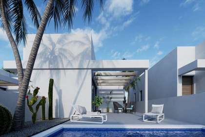 Villa for sale in Playa Blanca, Yaiza, Lanzarote. 