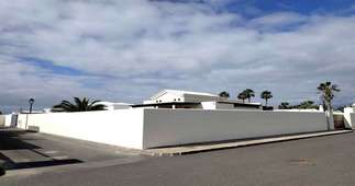 Villa for sale in Playa Blanca, Yaiza, Lanzarote. 