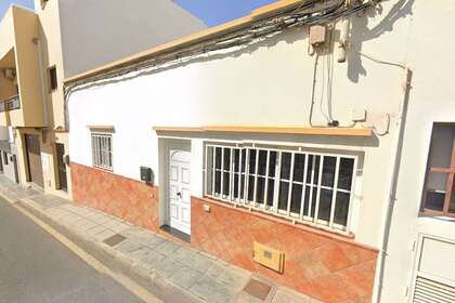 联排别墅 出售 进入 Titerroy (santa Coloma), Arrecife, Lanzarote. 