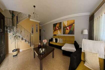 Duplex/todelt hus til salg i Argana Alta, Arrecife, Lanzarote. 