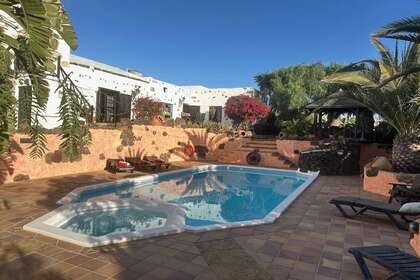 Villa's verkoop in Tiagua, Teguise, Lanzarote. 