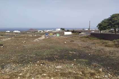 Baugrundstück zu verkaufen in Tinajo, Lanzarote. 