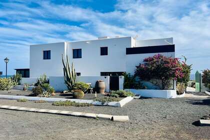 Apartment for sale in Los Cocoteros, Teguise, Lanzarote. 