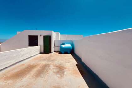 Townhouse for sale in San Bartolomé, Lanzarote. 