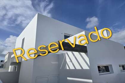 Dúplex venta en Playa Honda, San Bartolomé, Lanzarote. 