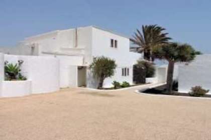 Villa's verkoop in Mácher, Tías, Lanzarote. 