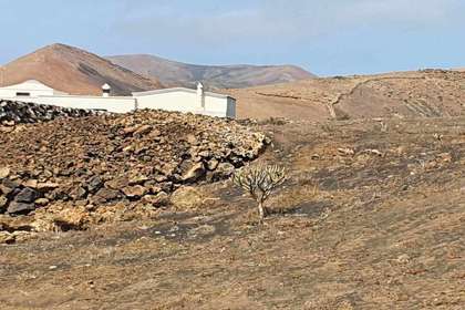 Urban plot for sale in Conil, Tías, Lanzarote. 