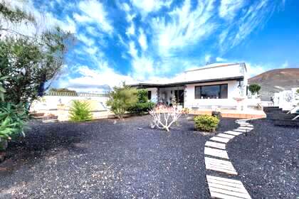 Villa zu verkaufen in Masdache, Tías, Lanzarote. 
