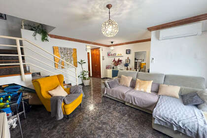 Zweifamilienhaus zu verkaufen in Argana Alta, Arrecife, Lanzarote. 