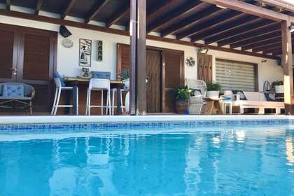 Villa for sale in Playa Blanca, Yaiza, Lanzarote. 
