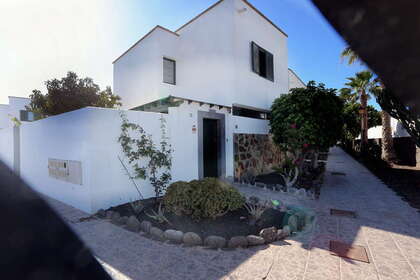 Duplex for sale in Playa Blanca, Yaiza, Lanzarote. 