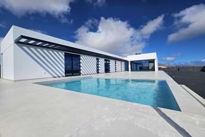 Villa for sale in Costa Teguise, Lanzarote. 