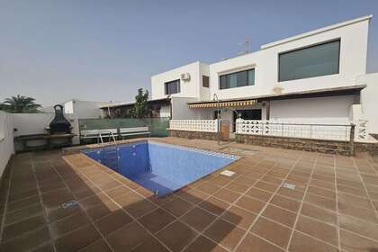 Villa for sale in Tahiche, Teguise, Lanzarote. 