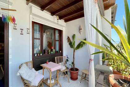 Apartment for sale in Playa Honda, San Bartolomé, Lanzarote. 