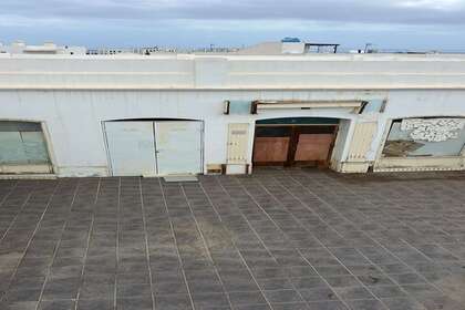 Local comercial venta en Puerto del Carmen, Tías, Lanzarote. 