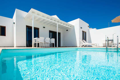 Villa Luxus zu verkaufen in Playa Blanca, Yaiza, Lanzarote. 