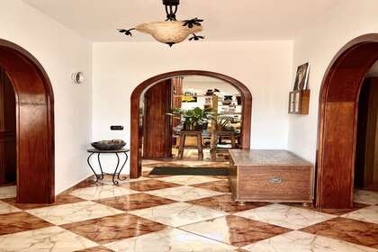 Chalet venta en La Costa, Tinajo, Lanzarote. 
