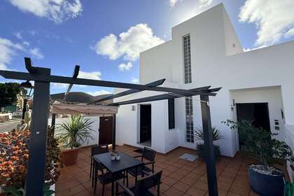 三层公寓 出售 进入 Yaiza, Lanzarote. 