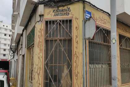 Geschäftslokal zu verkaufen in Arrecife, Lanzarote. 