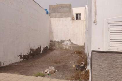 Grundstück/Finca zu verkaufen in Argana Alta, Arrecife, Lanzarote. 
