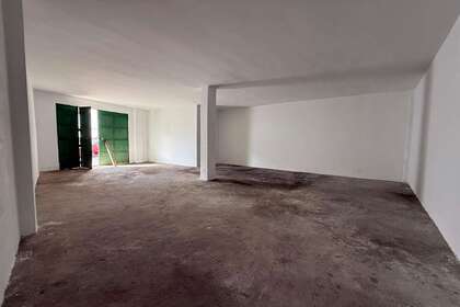 Commercial premise for sale in Argana Alta, Arrecife, Lanzarote. 