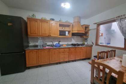 House for sale in Argana Alta, Arrecife, Lanzarote. 