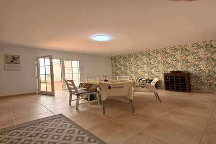 Zweifamilienhaus zu verkaufen in Argana Baja, Arrecife, Lanzarote. 