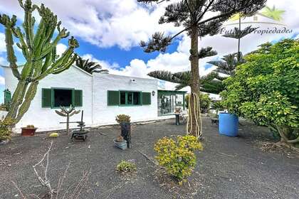Chalet zu verkaufen in La Vegueta, Tinajo, Lanzarote. 