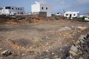 Terreno urbano venta en Tinajo, Lanzarote. 