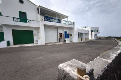 Villa for sale in Orzola, Haría, Lanzarote. 