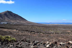 Urban plot for sale in Maciot, Yaiza, Lanzarote. 