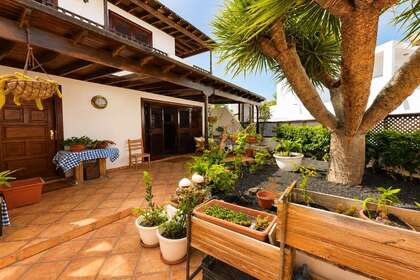 Chalet zu verkaufen in Costa Teguise, Lanzarote. 