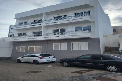 Building for sale in Arrecife Centro, Lanzarote. 