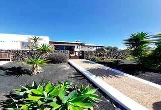 Bungalow for sale in Playa Blanca, Yaiza, Lanzarote. 