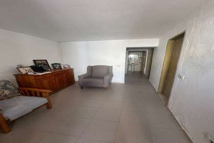 Townhouse for sale in San Bartolomé, Lanzarote. 