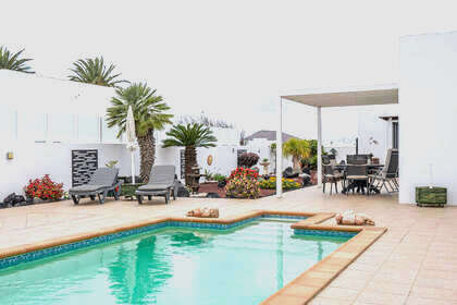 Chalet for sale in Yaiza, Lanzarote. 
